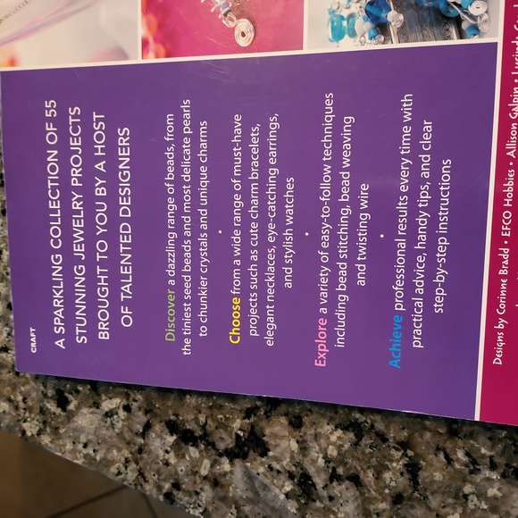 SOLD - 3/$25 ✨️ Set of 2 Beaded Jewelry Books - Picture 9 of 13